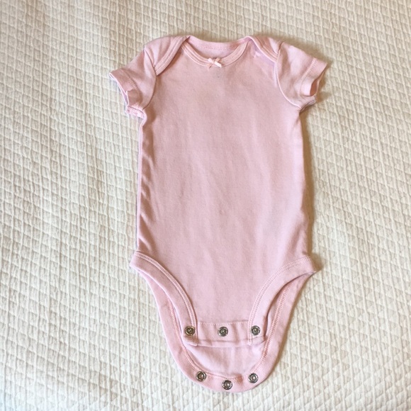 Carter’s Short Sleeve Onesies (SET OF 5) - Picture 7 of 9
